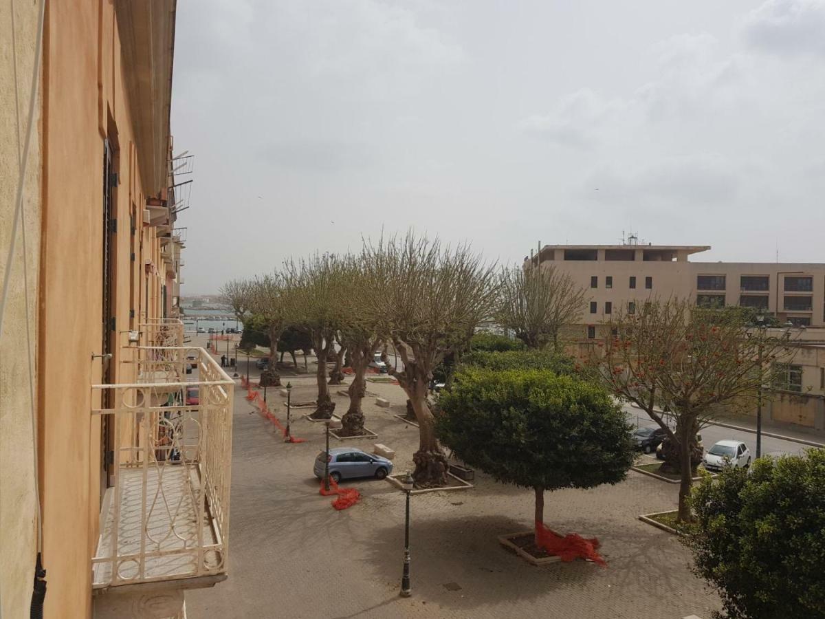 Isole Egadi Bed & Breakfast Trapani Exterior photo