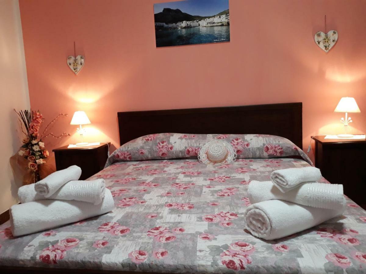 Isole Egadi Bed & Breakfast Trapani Exterior photo